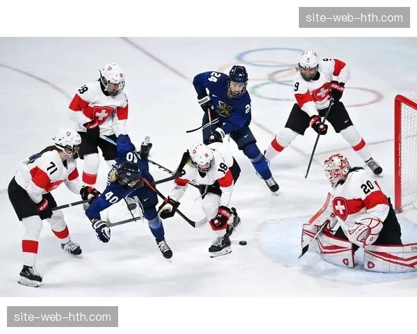 瑞士女子冰球铜牌赛对阵瑞典 阿尔卑斯传统强队战术风格对比